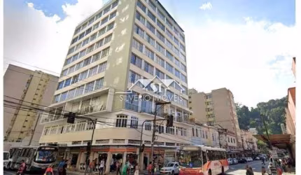 Apartamento- Petrópolis, Centro