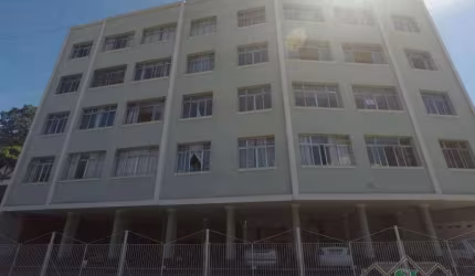 Apartamento- Petrópolis, Castelânea