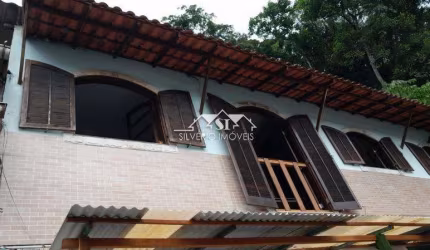 Casa- Petrópolis, Centro