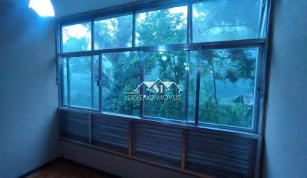 Apartamento- Petrópolis, Independência