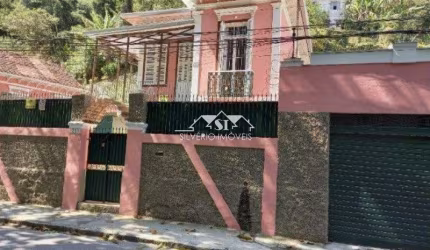 Casa- Petrópolis, Centro