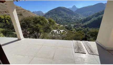 Casa- Petrópolis, Bonsucesso