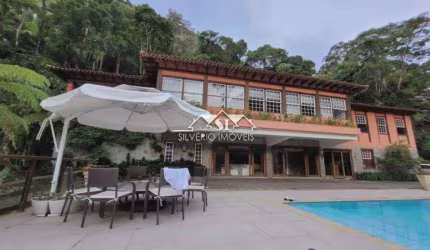 Casa- Petrópolis, Corrêas