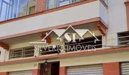 Apartamento- Petrópolis, Centro