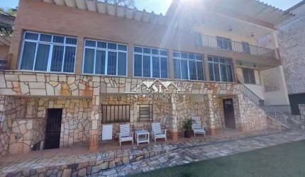 Casa- Petrópolis, Vila Militar