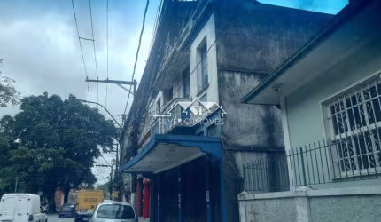 Galpão- Petrópolis, Centro