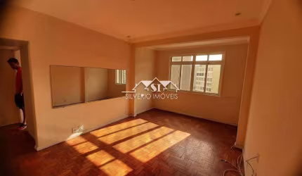 Apartamento- Petrópolis, Centro