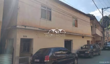 Casa- São José do Vale do Rio Preto, Centro