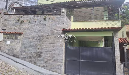 Casa- Petrópolis, Alto da Serra