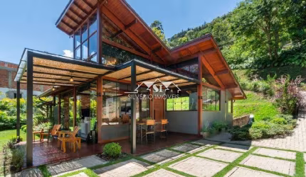 Casa- Petrópolis, Vale do Cuiaba