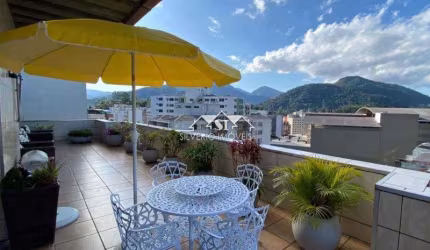 Apartamento- Petrópolis, Centro