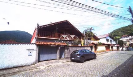 Casa- Petrópolis, São Sebastião