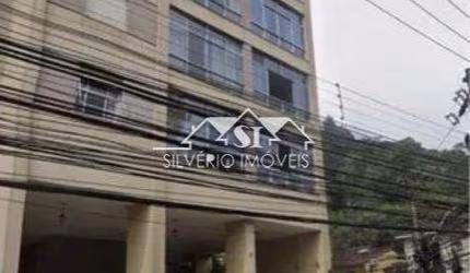 Apartamento- Petrópolis, Centro