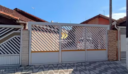 Casa à venda no Jardim Real em Praia Grande – 50 metros da praia!