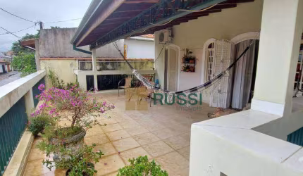 Casa com 4 dormitórios à venda, 230 m² por R$ 720.000,00 - Bosque dos Eucaliptos - São José dos Campos/SP