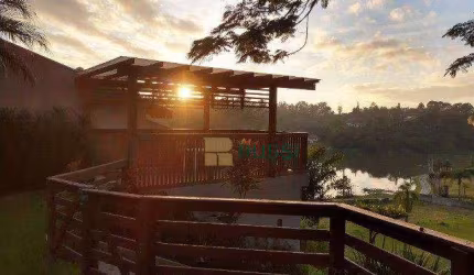 Casa com 5 dormitórios à venda, 230 m² por R$ 1.320.000,00 - Condomínio Lagoinha - Jacareí/SP