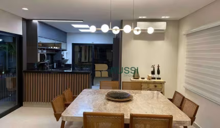 Sobrado com 4 dormitórios à venda, 270 m² por R$ 2.025.000,00 - Bairro da Floresta - São José dos Campos/SP