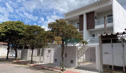Sobrado com 3 dormitórios à venda, 159 m² por R$ 850.000,00 - Jardim das Indústrias - São José dos Campos/SP