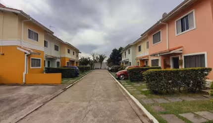 Sobrado com 2 dormitórios à venda, 80 m² por R$ 447.000,00 - Jardim Limoeiro - São José dos Campos/SP