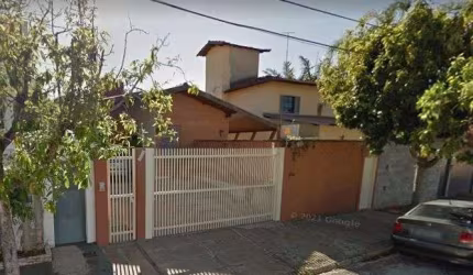 Casa com 3 dormitórios à venda, 208 m² por R$ 720.000,00 - Parque Santa Marta - São Carlos/SP