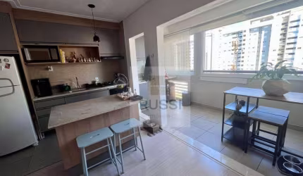 Apartamento com 2 dormitórios à venda, 70 m² por R$ 755.000,00 - Parque Industrial - São José dos Campos/SP