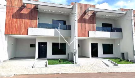 Sobrado para Venda em Contenda, Centro, 3 dormitórios, 1 suíte, 3 banheiros, 2 vagas