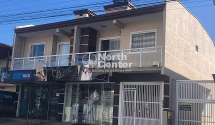 Sobrado com 2 residências e 2 salas comercias a venda, Itajuba, Barra Velha, SC