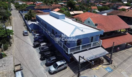 Sobrado Comercial com Apartamentos à Beira da Lagoa, Bairro Costeira, Balneário Barra do Sul, SC