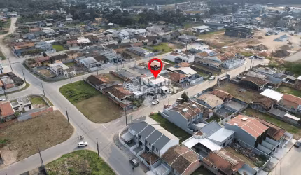 Lindo Sobrado com piscina, Centro de  Araquari, SC