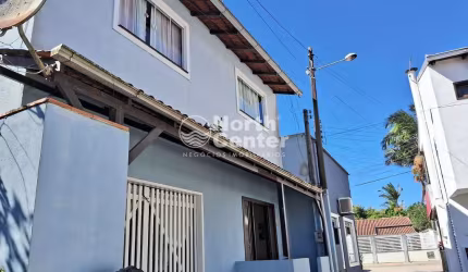 Sobrado à venda, Centro, Balneário Barra do Sul, SC