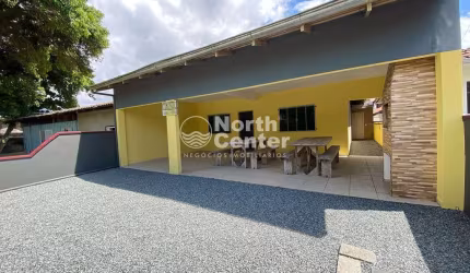 Casa de Laje no Centro – A 180 Metros da Praia à venda, Bairro Centro, Balneário Barra do Sul, SC