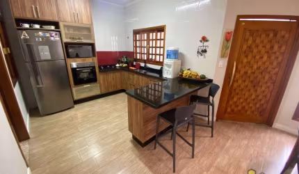 Casa com 3 quartos à venda na Rua Maria Martins, 123, Loteamento Villa Branca, Jacareí por R$ 600.000