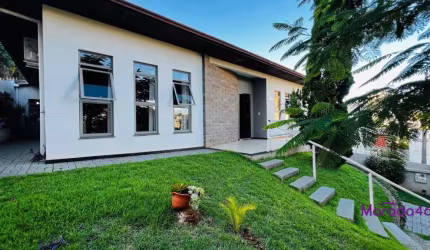 CASA PARA VENDA NO CENTRO DE PATO BRANCO - CA293