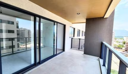 Apartamento de 2 quartos e 1 Vaga na Barra da Tijuca