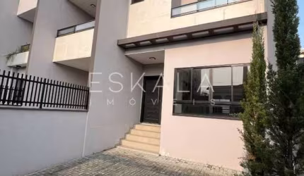 Casa Geminada com 03 Quartos + 01 Vaga de Garagem, Amizade, Guaramirim