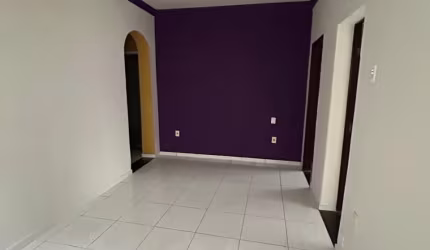 ALUGO CASA BAIXA