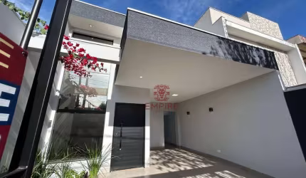 LINDA CASA DE 03 QUARTOS NO JARDIM DIA COM COZINHA PLANEJADA