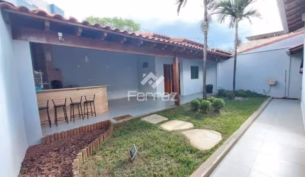 Casa à venda no Bairro Chácaras Tubalina