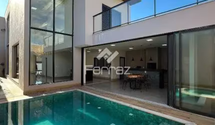 Casa à venda, 3 suítes, 4 vagas, Nova Uberlândia - Uberlândia/MG