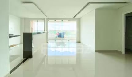 Apartamento localizado próximo a João Naves de Ávila em Uberlândia