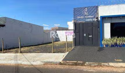 Casa Comercial para alugar, Granada - Uberlândia/MG - Rotina Imobiliária