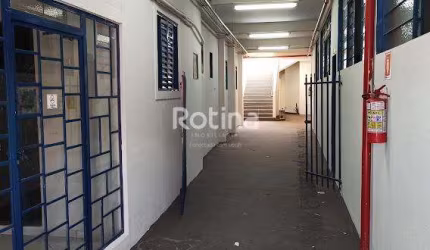 Prédio Inteiro para alugar, Bom Jesus - Uberlândia/MG - Rotina Imobiliária
