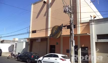 Sala para alugar, Presidente Roosevelt - Uberlândia/MG - Rotina Imobiliária