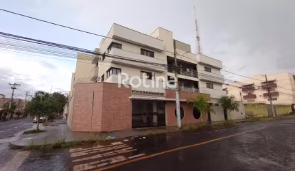 Apartamento para alugar, 3 quartos, Umuarama - Uberlândia/MG - Rotina Imobiliária