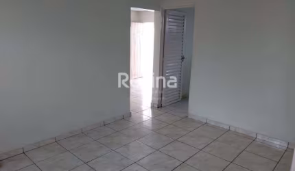Casa Comercial para alugar, 2 quartos, Tubalina - Uberlândia/MG - Rotina Imobiliária