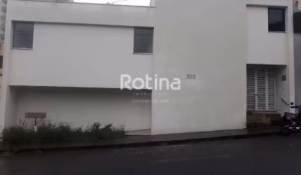 Casa Comercial para alugar, Lídice - Uberlândia/MG - Rotina Imobiliária