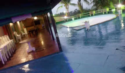 Sítio para alugar, 10 quartos, Parada Bonita - Uberlândia/MG - Rotina Imobiliária