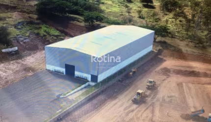 Galpão para alugar, Distrito Industrial - Uberlândia/MG - Rotina Imobiliária