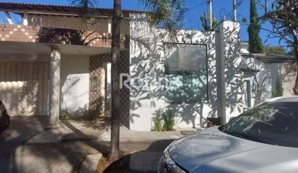 Apartamento para alugar, 2 quartos, Jardim Inconfidência - Uberlândia/MG - Rotina Imobiliária
