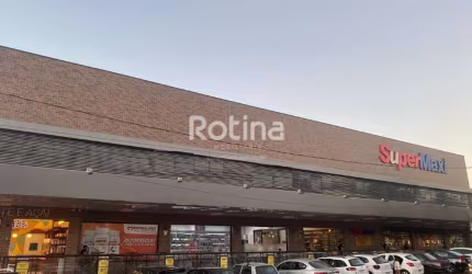 Loja para alugar, Segismundo Pereira - Uberlândia/MG - Rotina Imobiliária